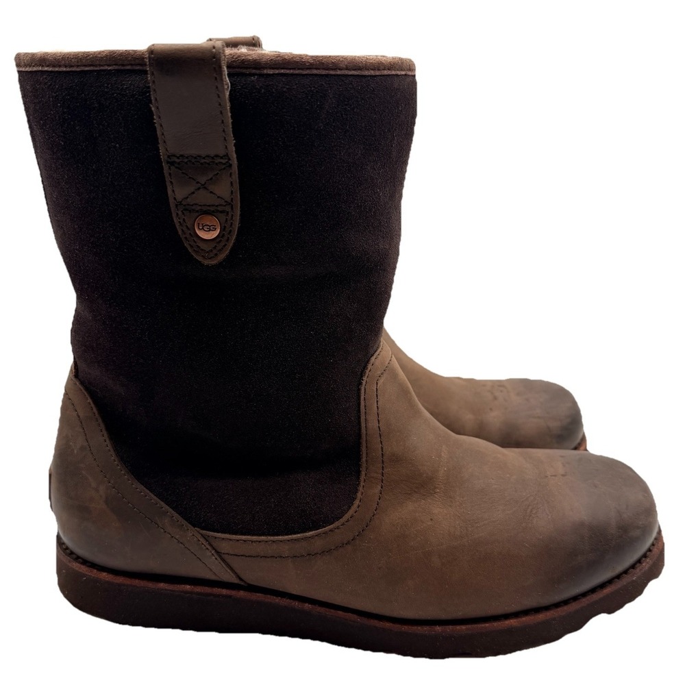 UGG Boots Men's Sz 9.5 Brown Waterproof Leather Sheepskin Lined Treadlite Snow